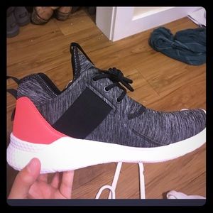 Reebok tennis shoes size 8.5